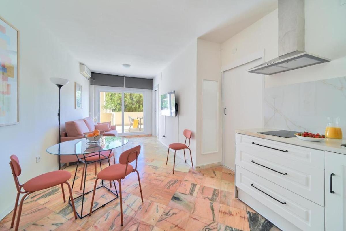 Apartamento Oleholidays 422 Romana Playa Junto A La Playa Marbella