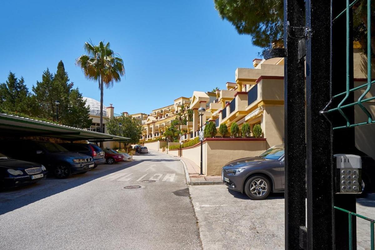Oleholidays 422 Romana Playa Junto A La Playa Apartamento Marbella