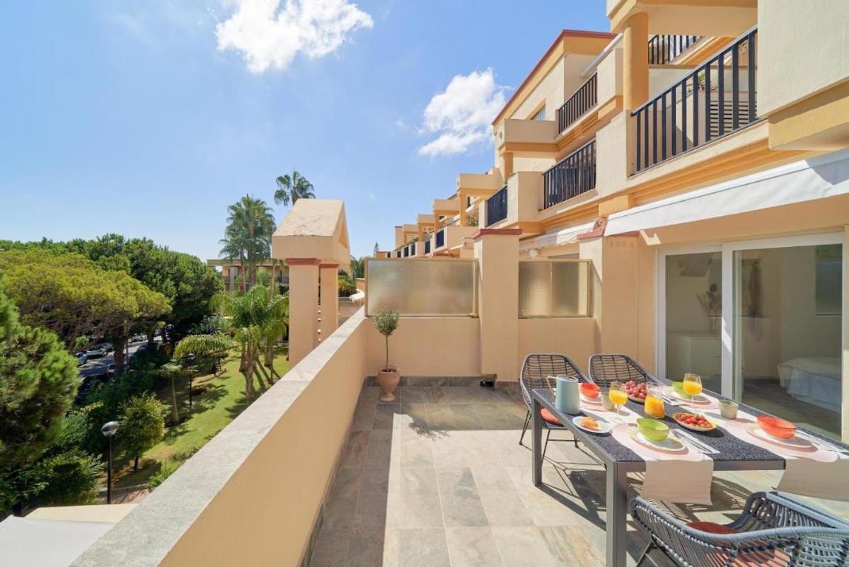 Oleholidays 422 Romana Playa Junto A La Playa Apartamento *